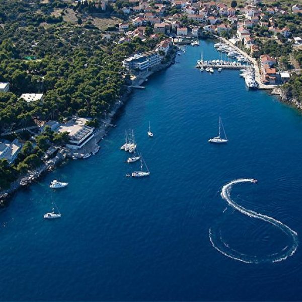 Dugi-otok-hoteli-Božava