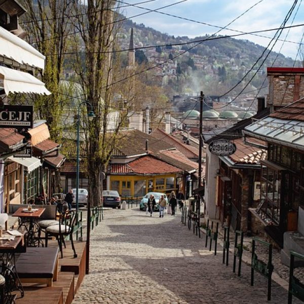 street-7146156_640