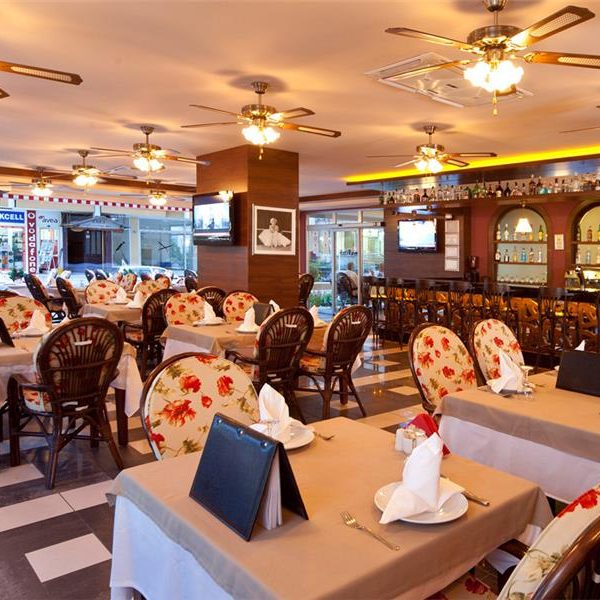 xperia saray beach turska5